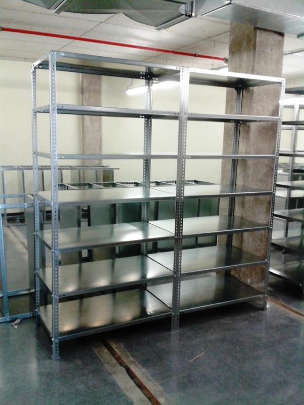 estanteria galvanizada